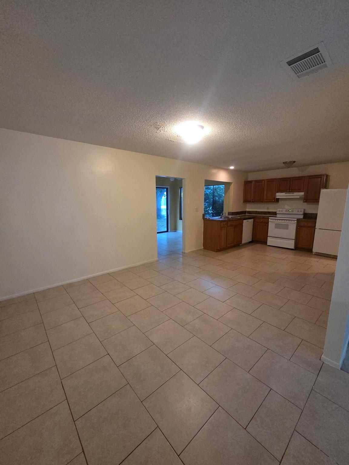 SOUTH PORT ST LUCIE UNIT - Residential Lease