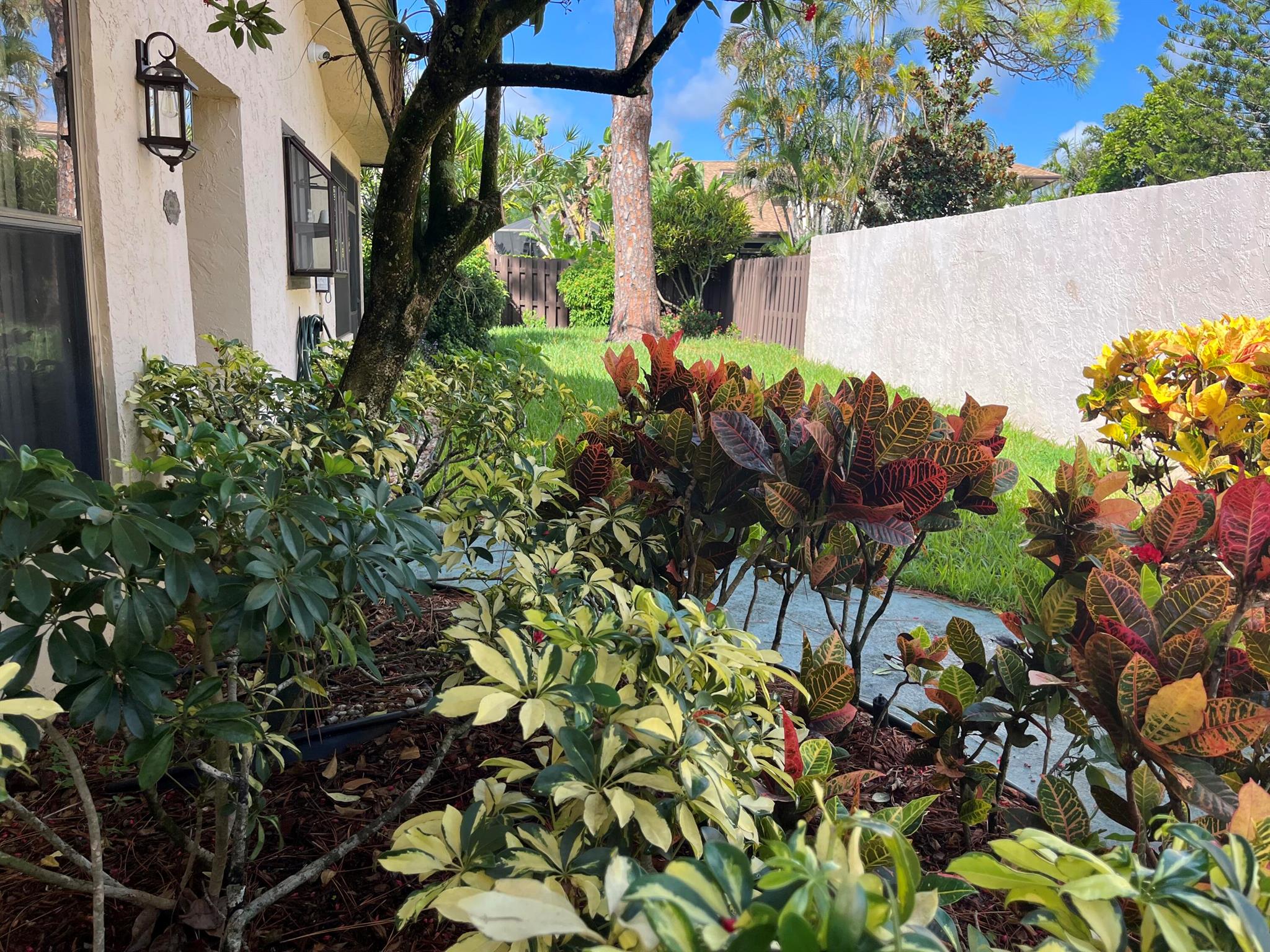HOMEWOOD LAKES SEC D - Residential Lease