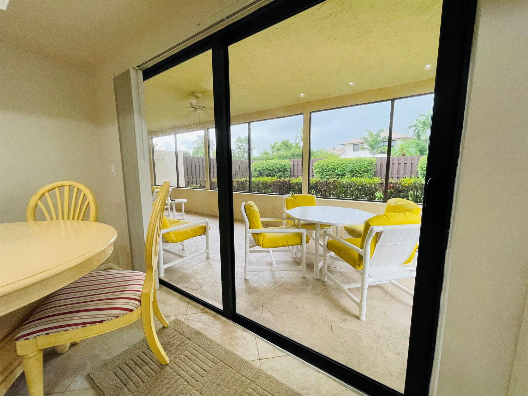 HOMEWOOD LAKES SEC D - Residential Lease