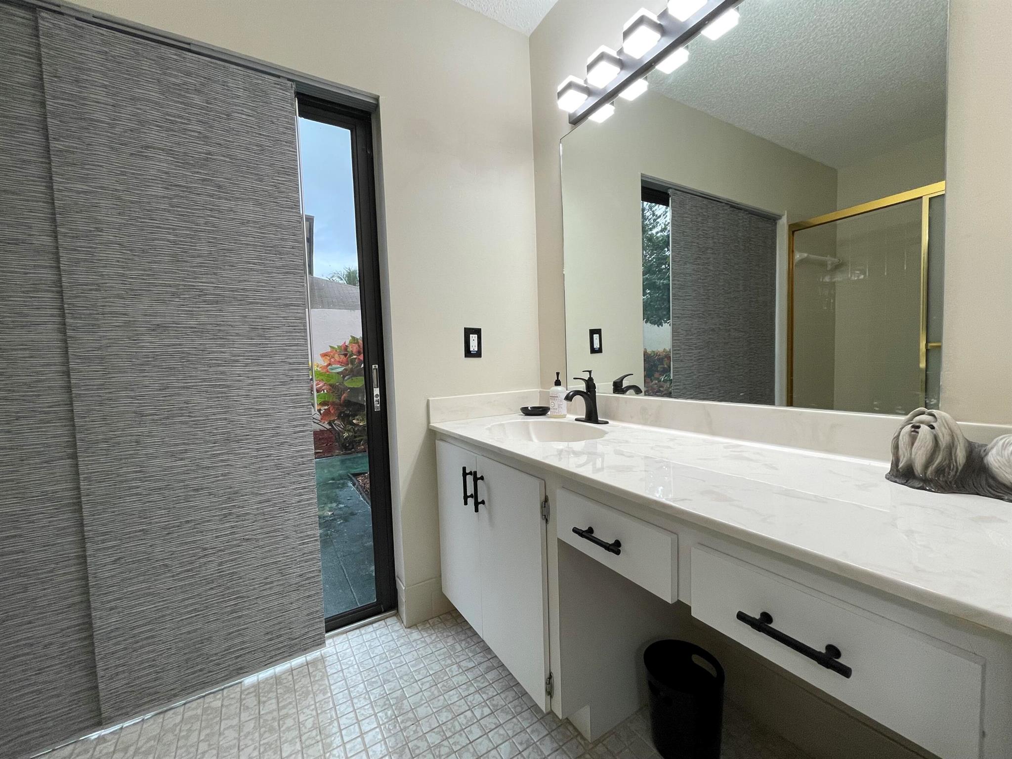 HOMEWOOD LAKES SEC D - Residential Lease