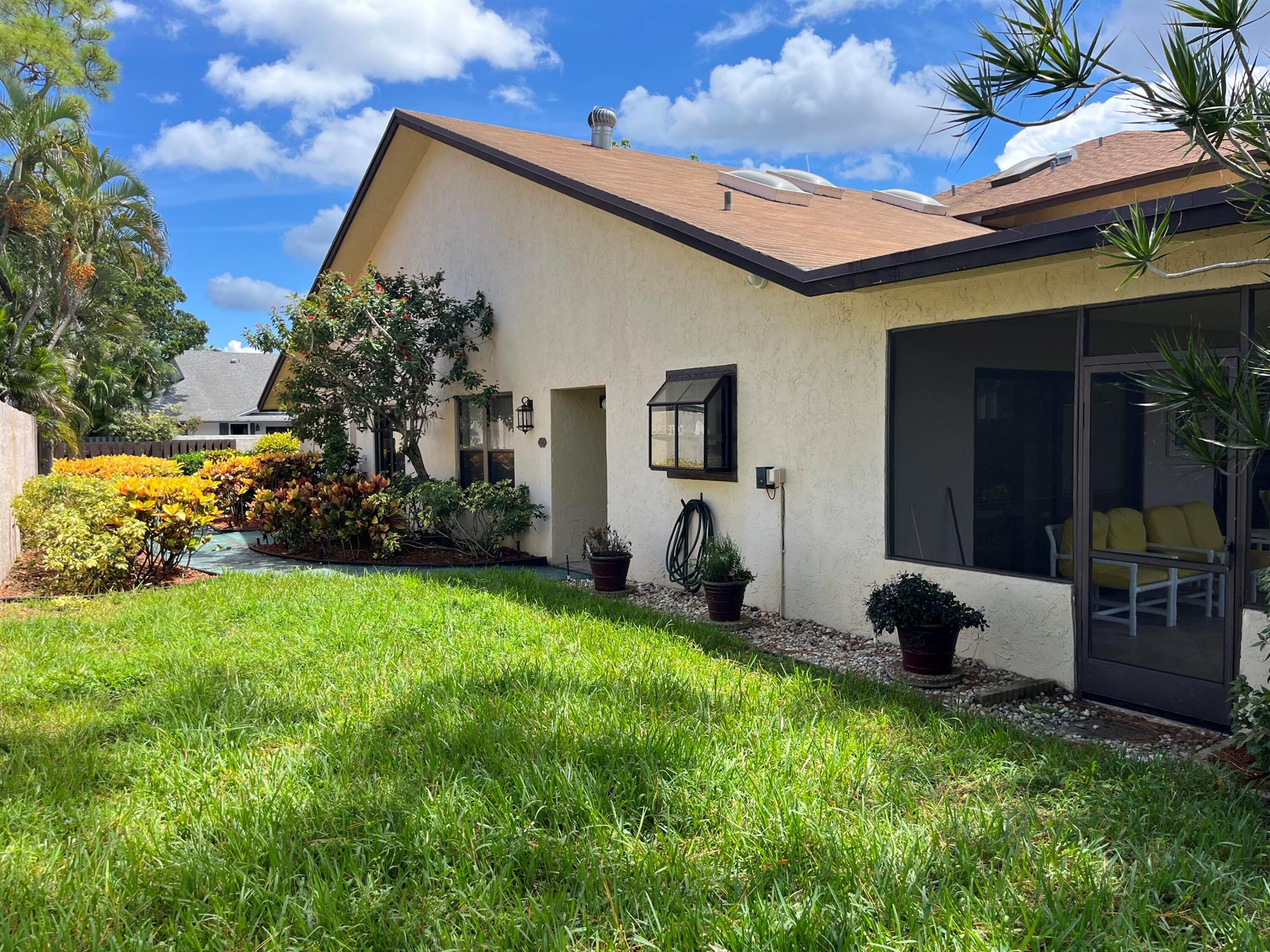 HOMEWOOD LAKES SEC D - Residential Lease