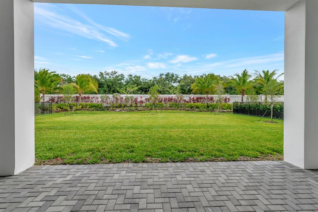 BOCA BRIDGES - Residential