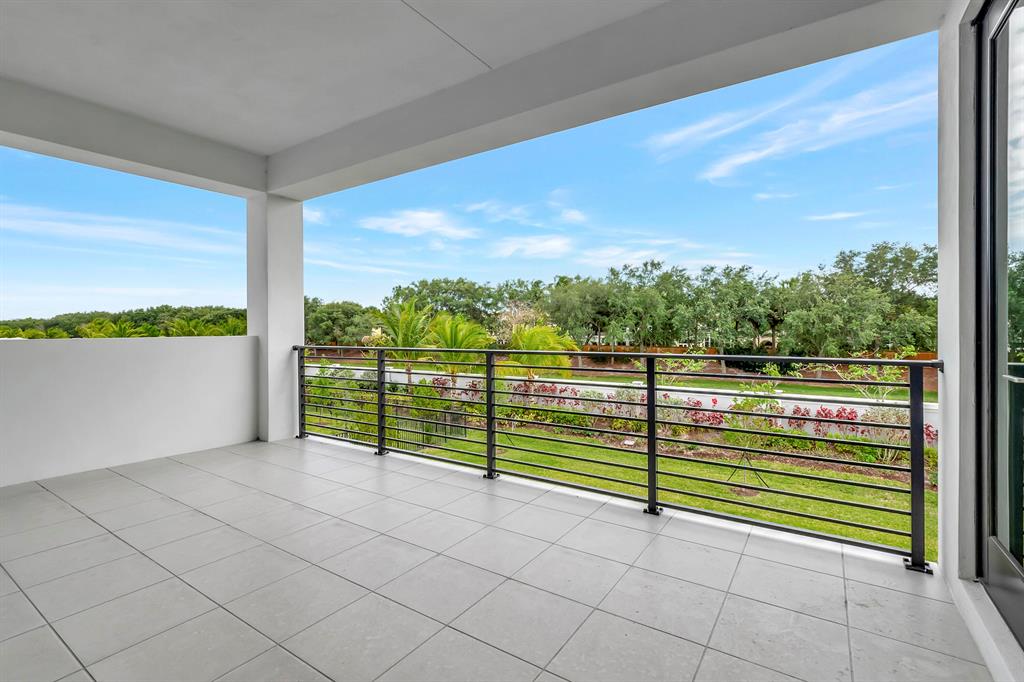 BOCA BRIDGES - Residential