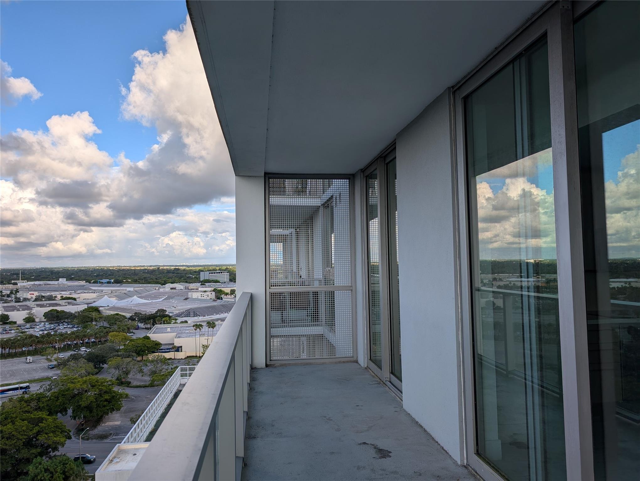Metropica North Tower One - Residential Lease