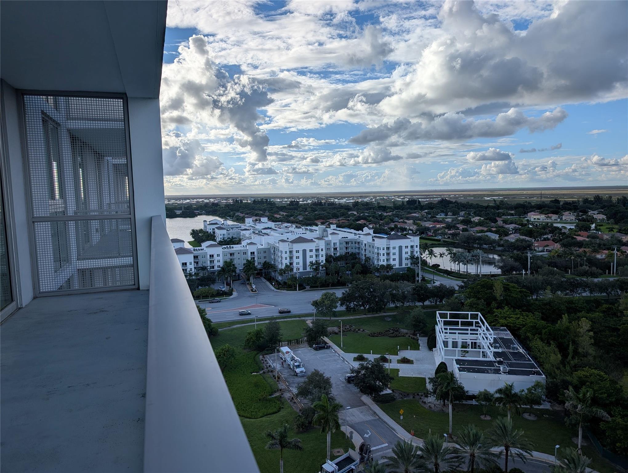 Metropica North Tower One - Residential Lease