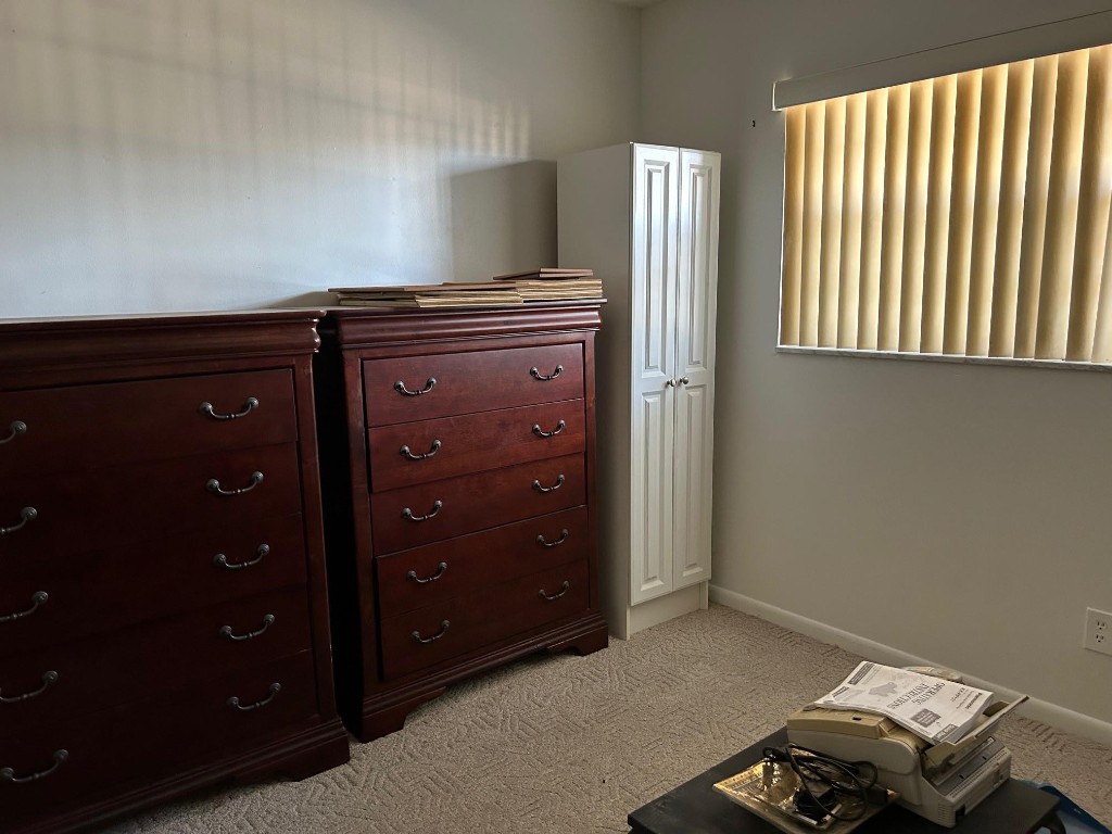 Oriole Golf & Tennis One - Residential