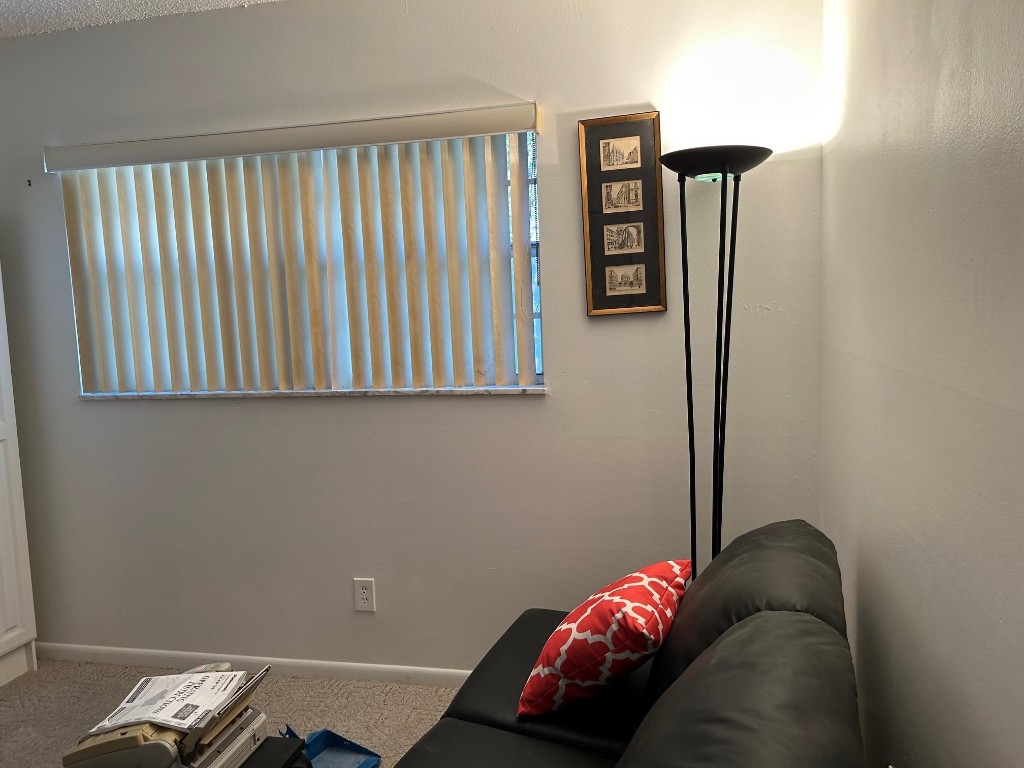 Oriole Golf & Tennis One - Residential