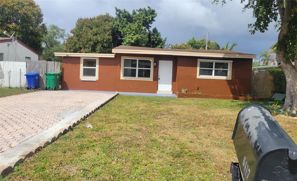 Photo of 6417 SW 24th Street, Miramar, FL 33023 (MLS # F10554563)