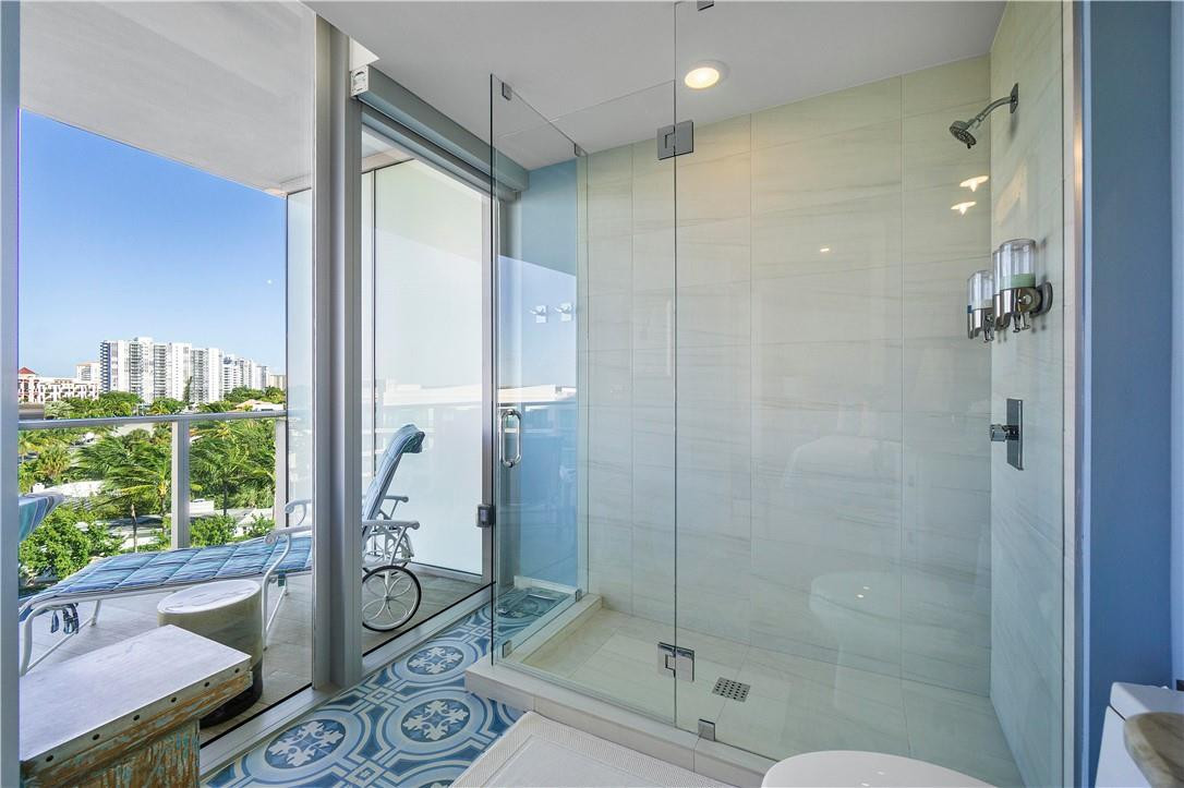 AUBERGE BEACH - Residential