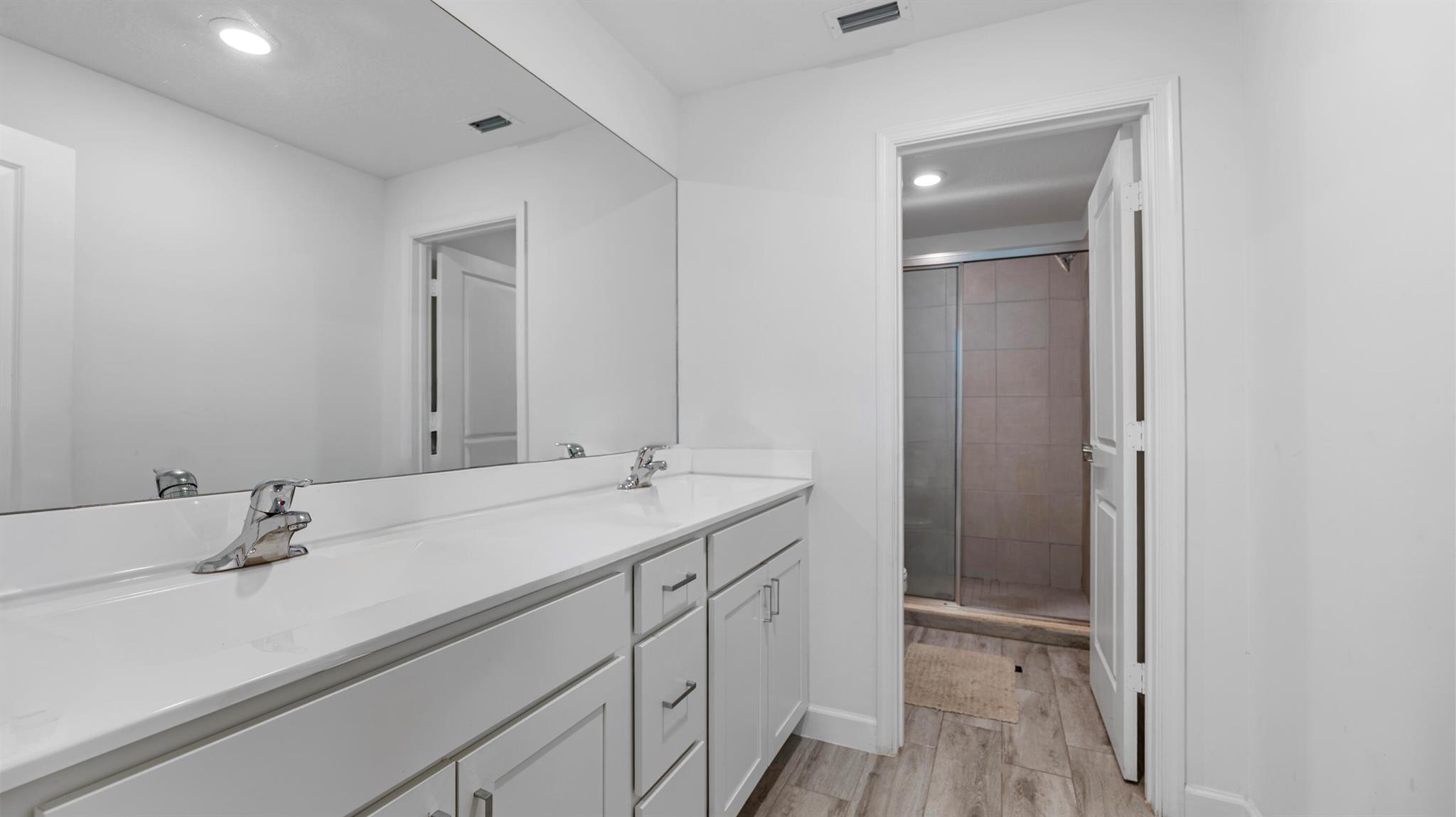 MEDITERRANEA - Residential