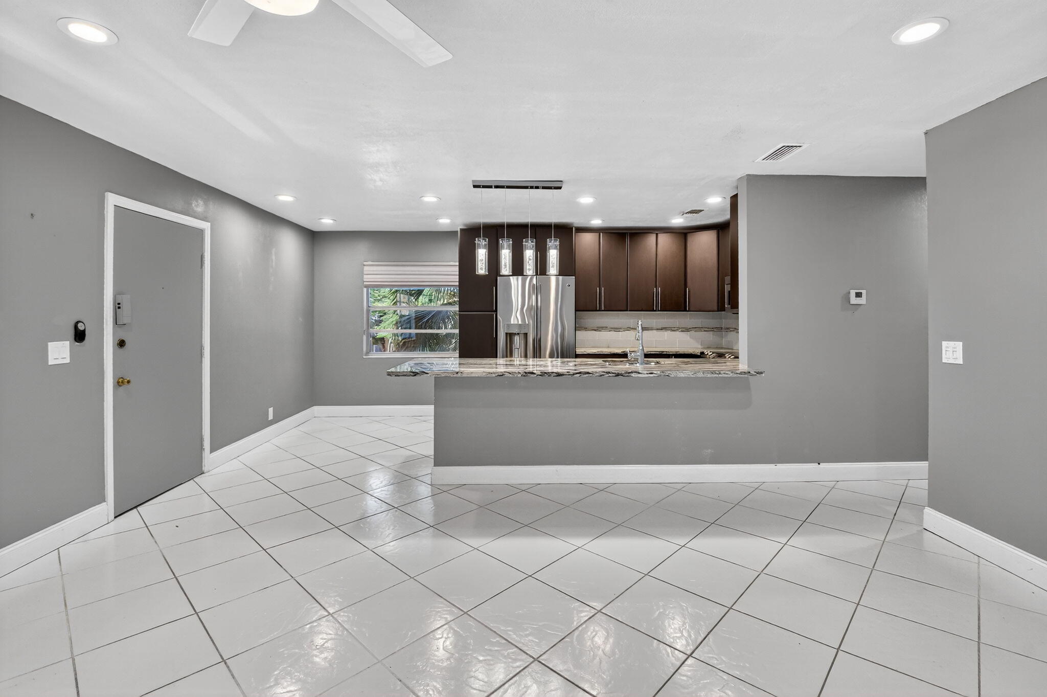 KINGS POINT FLANDERS CONDOS - Residential Lease