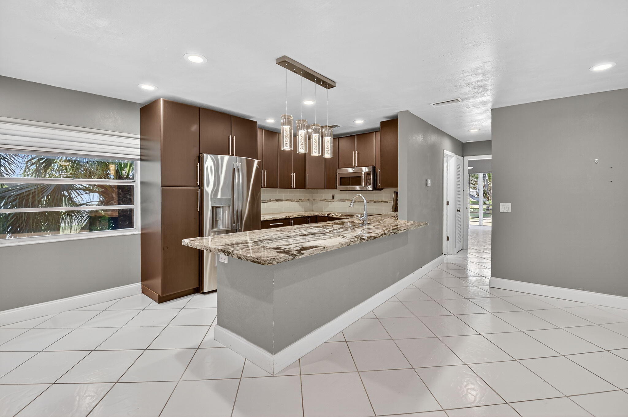 KINGS POINT FLANDERS CONDOS - Residential Lease