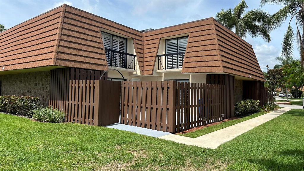 Photo of 825 Center Street #29d, Jupiter, FL 33458 (MLS # R10996861)