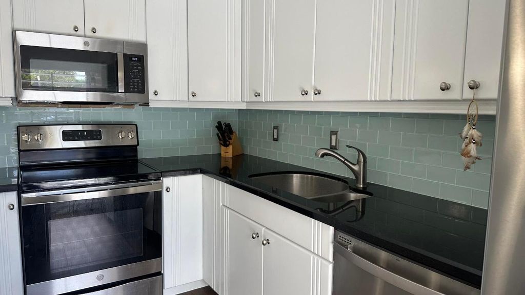 Photo of 825 Center Street #29d, Jupiter, FL 33458 (MLS # R10996861)