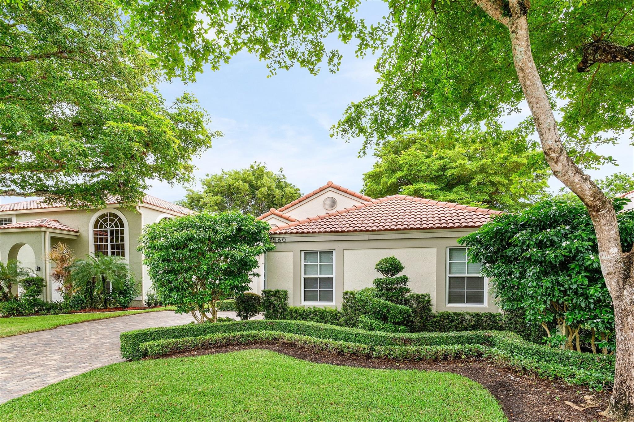 7560 NW 61st Ter