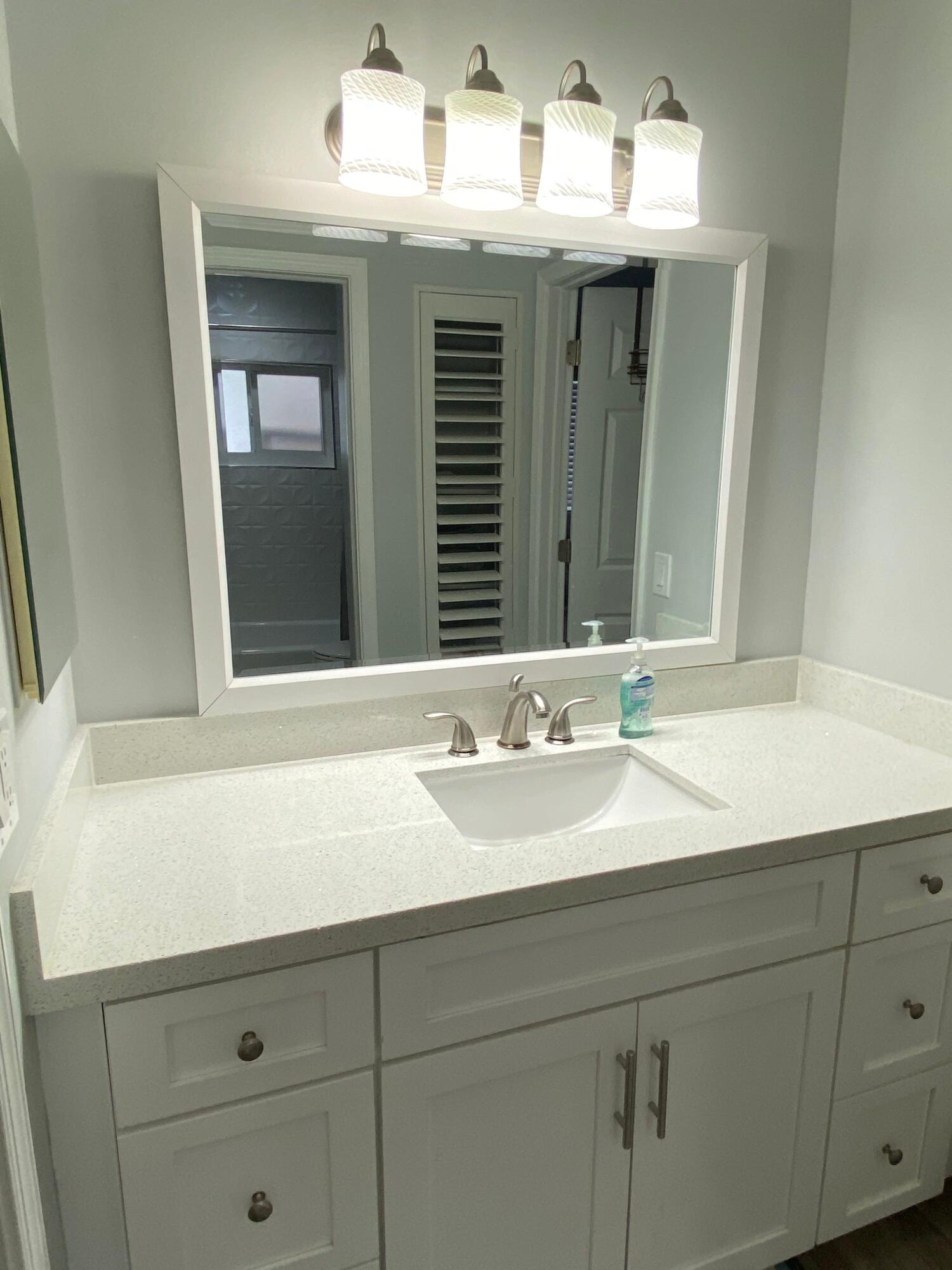 Tropic Isle - Residential