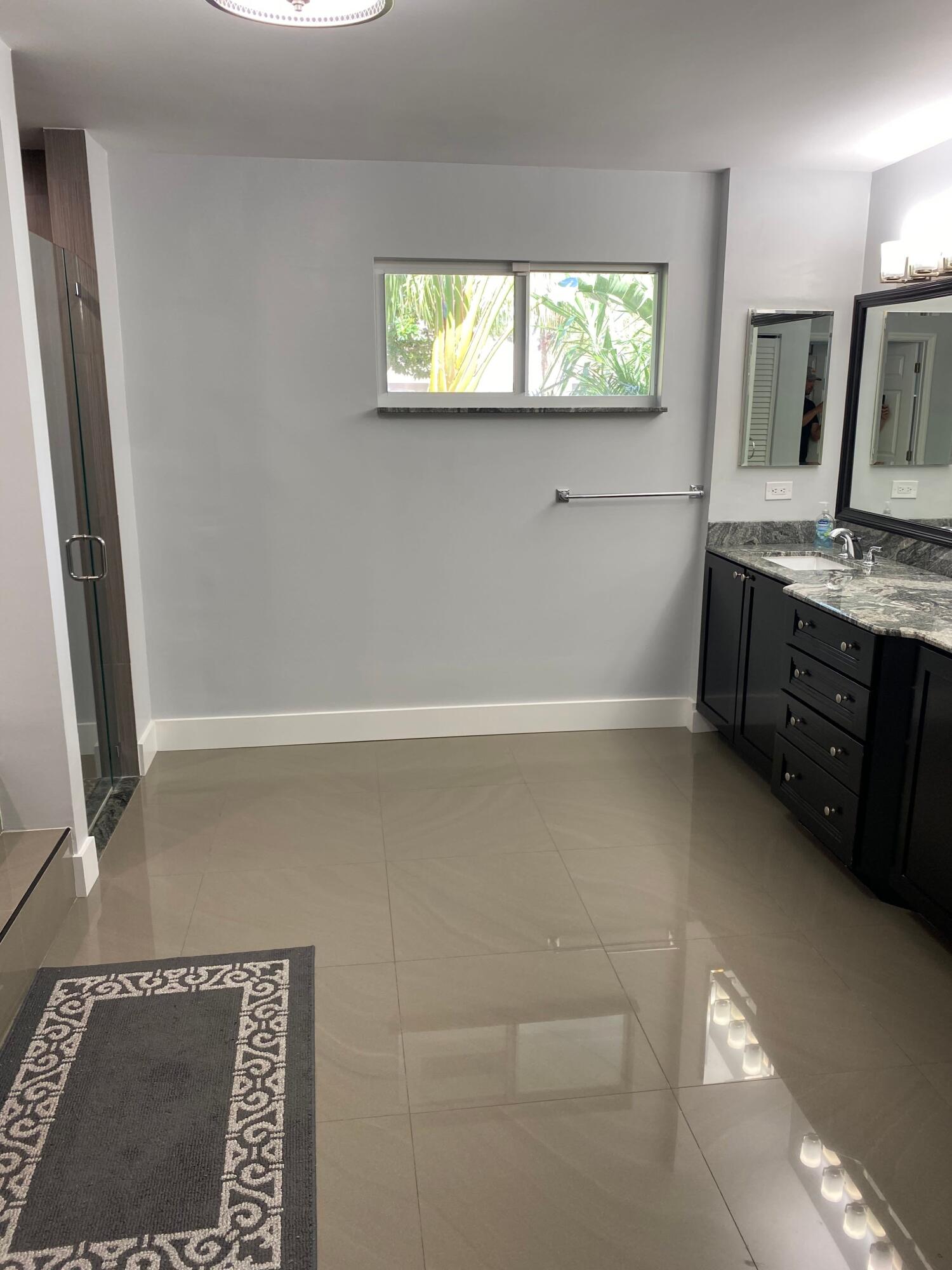 Tropic Isle - Residential