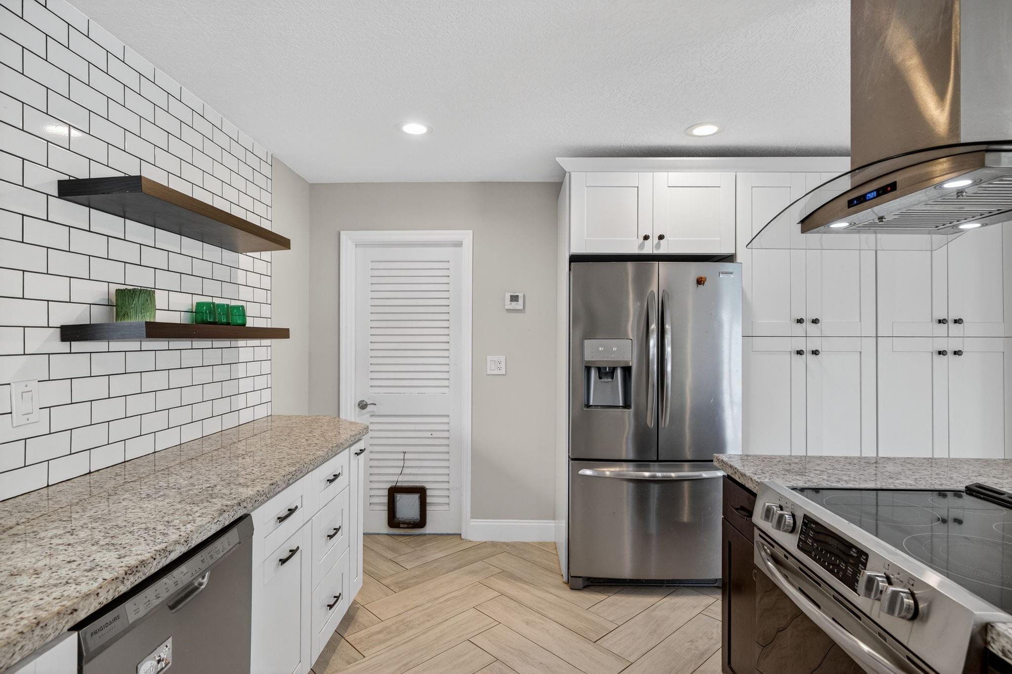 1460 NE 57th Ct, Fort Lauderdale, FL, 33334/$975,000 3 1460 NE 57th Ct