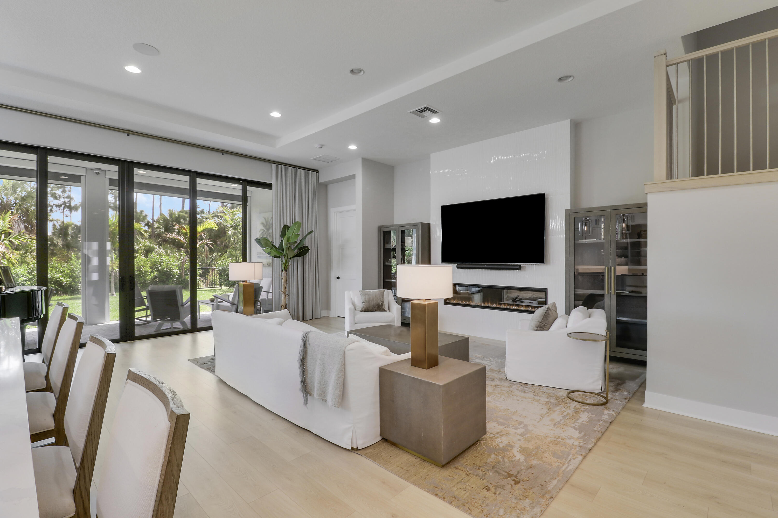 ARTISTRY REPLAT - Residential