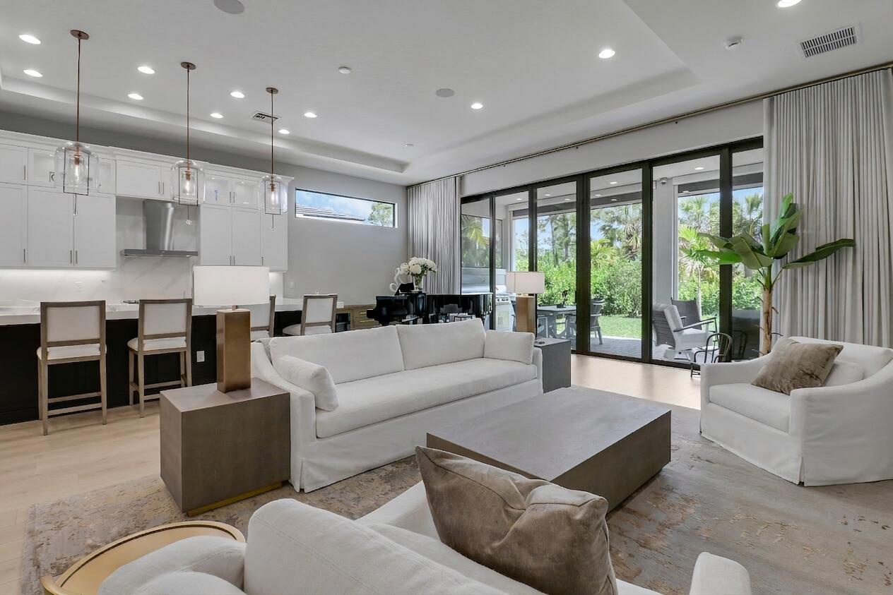 ARTISTRY REPLAT - Residential