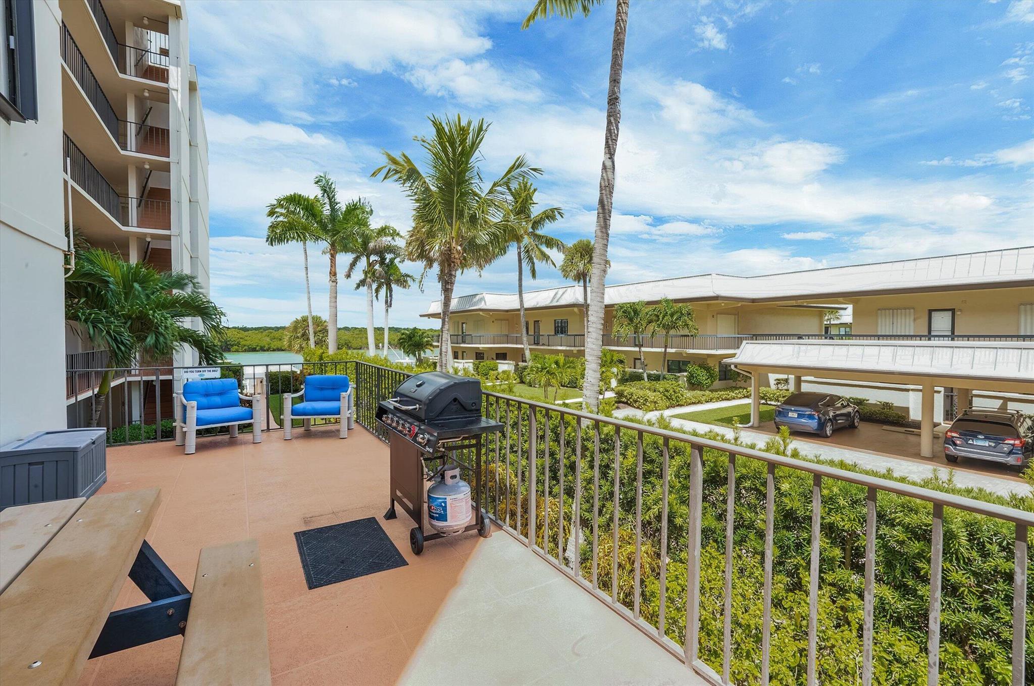 OCEAN VILLAS CONDO APTS - Residential Lease
