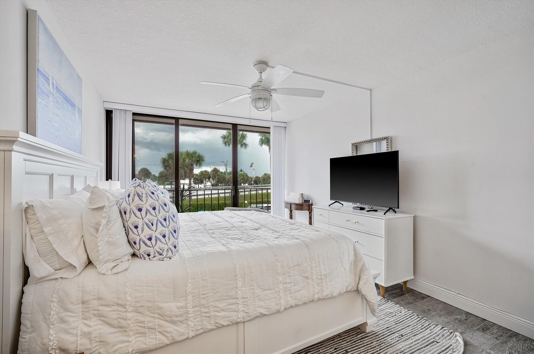 OCEAN VILLAS CONDO APTS - Residential Lease