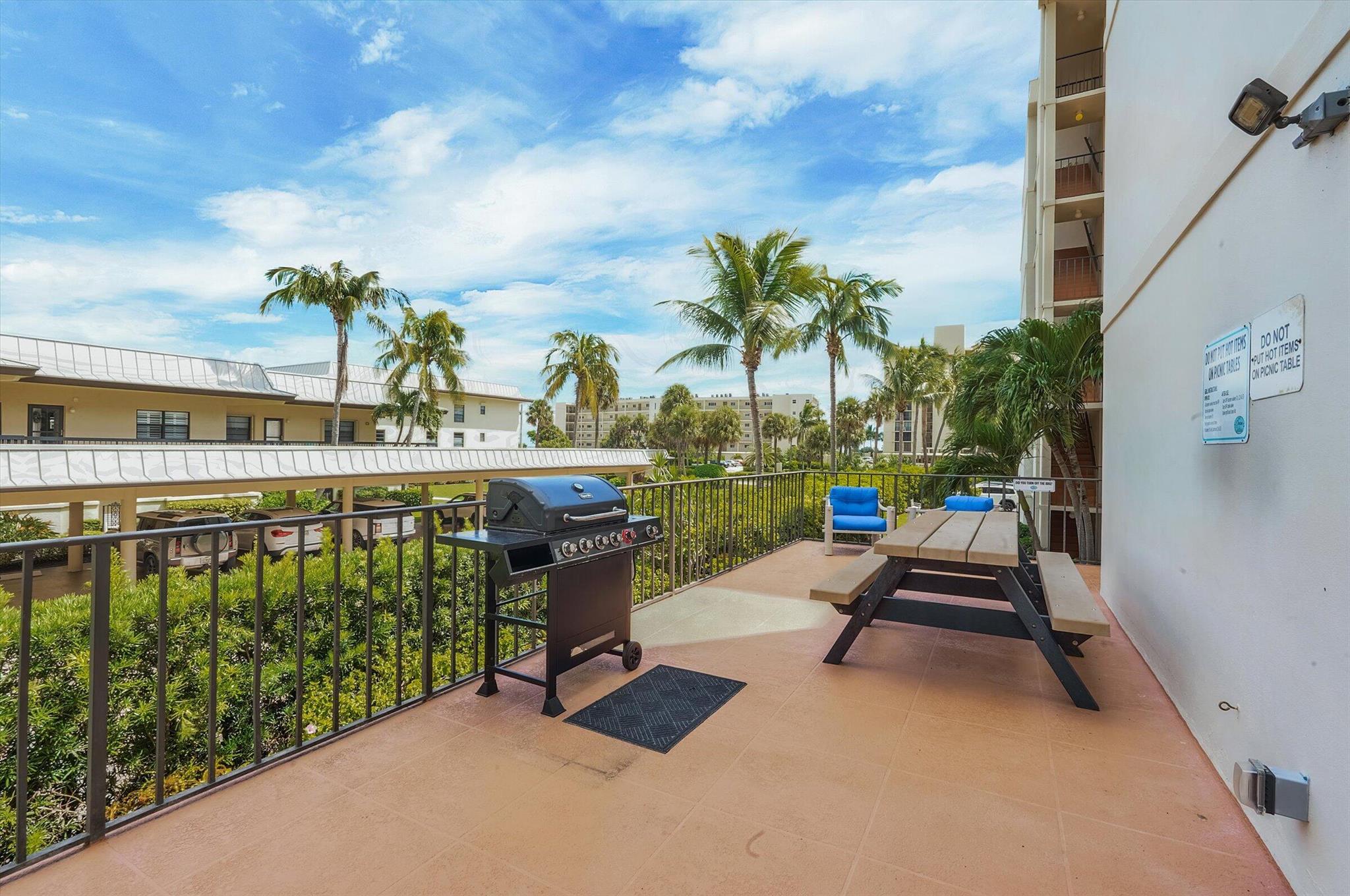 OCEAN VILLAS CONDO APTS - Residential Lease