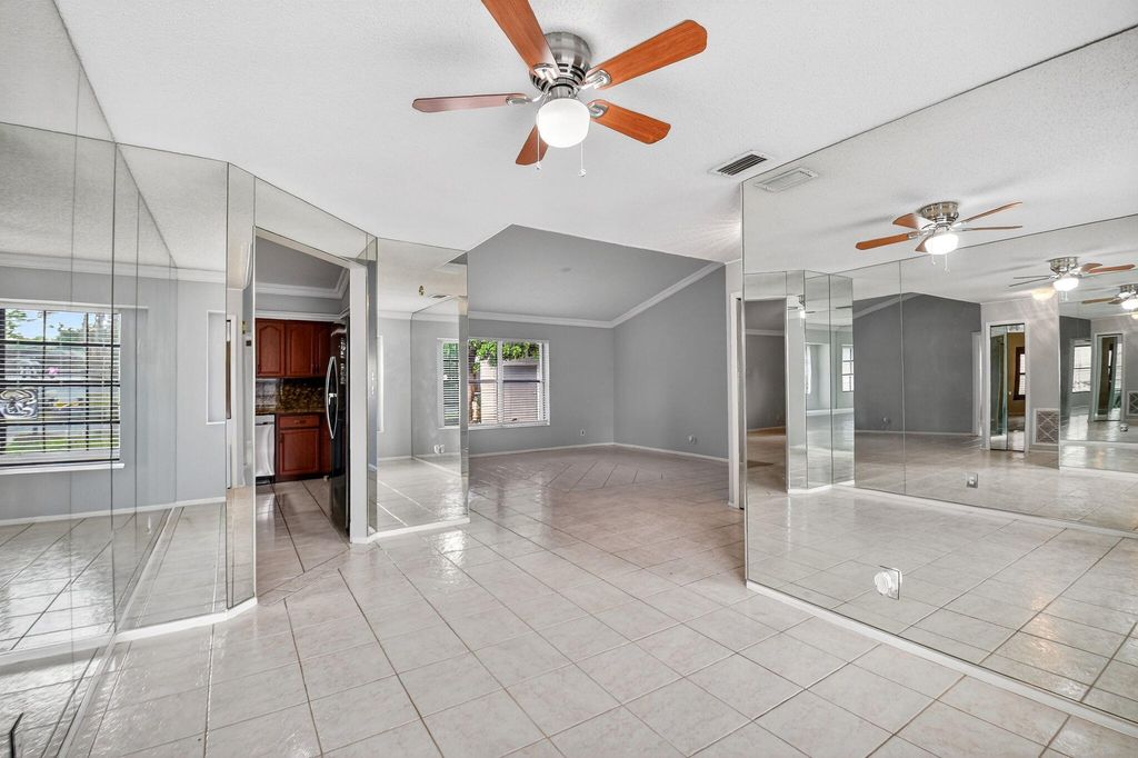 Photo of 4105 S Shelley Rd Road S, West Palm Beach, FL 33407 (MLS # B26004617)