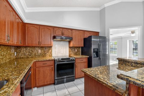 Townhomes and Villas with Garages For Sale in Palm Beach County, FL 105 4105 S Shelley Rd Road S West Palm Beach FL 33407