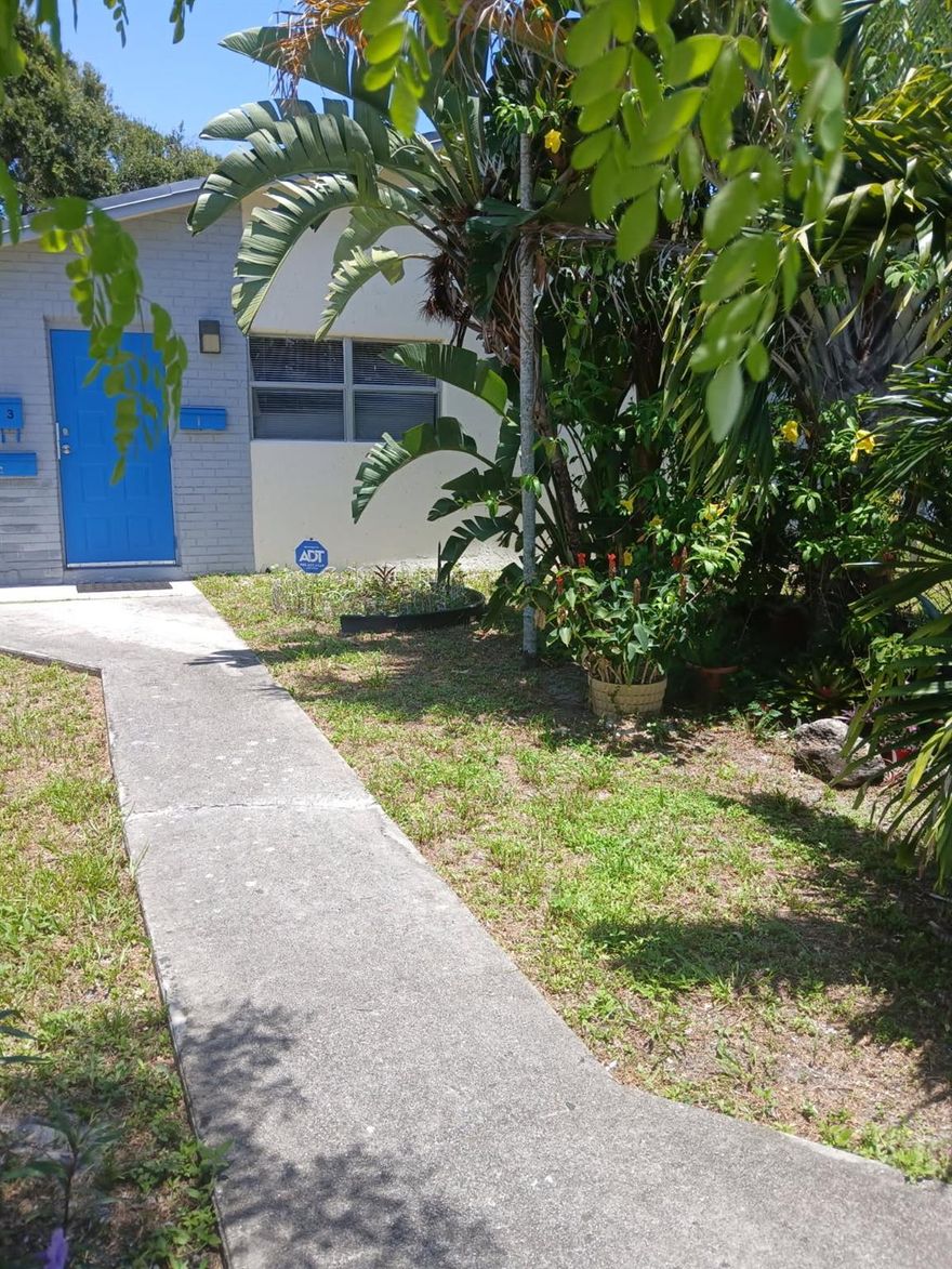 Spacious 2-bedroom, 1-bath Duplex available for immediate occupancy! Nestled on a quiet street in desirable Southwest Dania, this charming residence offers comfortable living in a well-kept neighborhood. Enjoy tile floors throughout, a large eat-in kitchen perfect for family meals, and generously sized living and bedroom areas. Features include central A/C and two private parking spaces. Centrally located near Dania Pointe’s premier shopping, dining, and entertainment, as well as beautiful beaches, major casinos, and Fort Lauderdale–Hollywood International Airport. Quick and easy access to I-95 makes commuting a breeze. Background and credit check required. Easy to show and fast approval process.