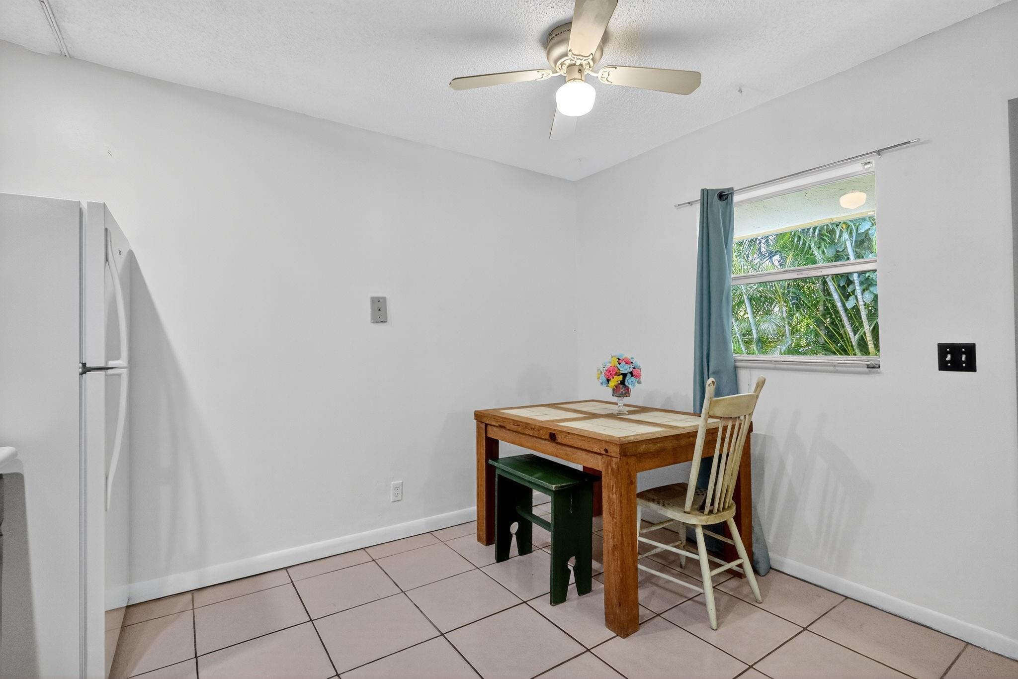 Dania Homesites 28-40 B - Residential Lease