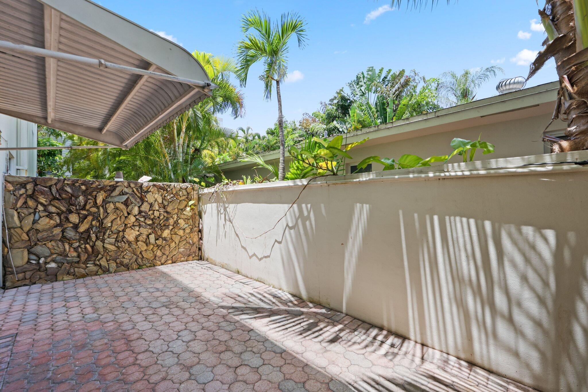 PARK PLACE CONDO - Residential