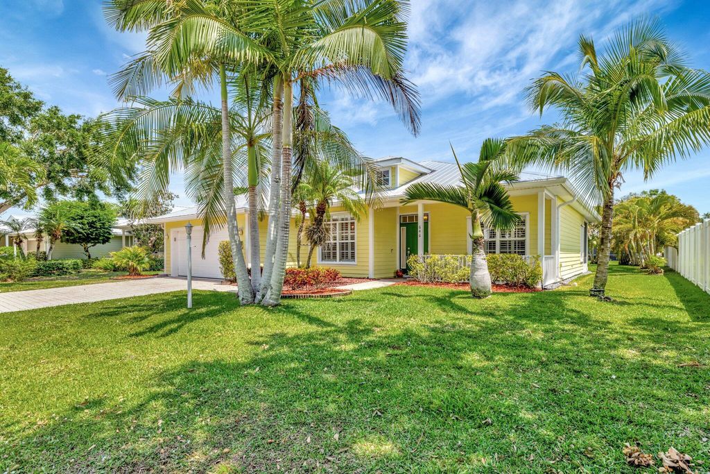 Photo of 646 NE Muskrat Run, Port Saint Lucie, FL 34983 (MLS # R11090446)