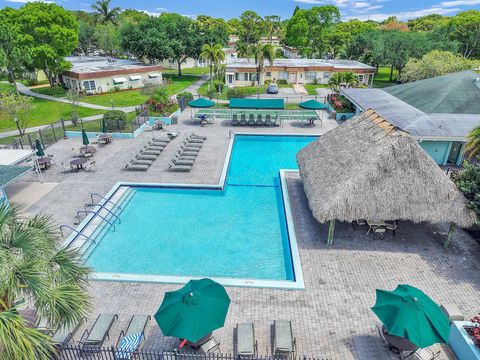 Tiny photo for 432 SW Natura Avenue, Deerfield Beach, FL 33441 (MLS # B26023729)