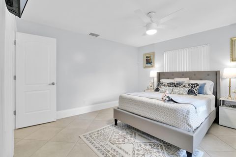 Tiny photo for 432 SW Natura Avenue, Deerfield Beach, FL 33441 (MLS # B26023729)