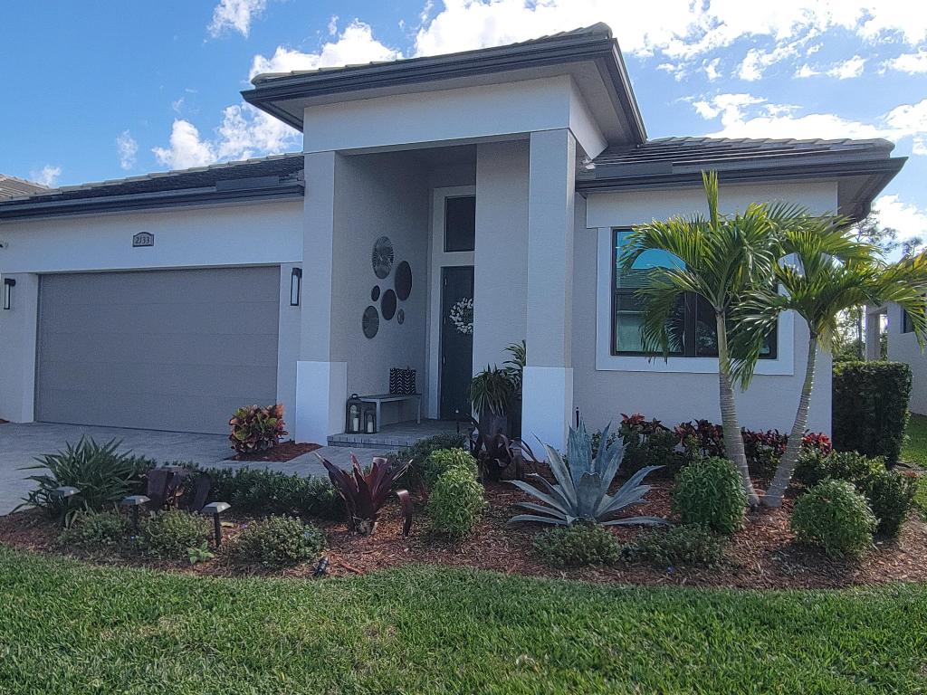 2133 SE Mosaic Boulevard