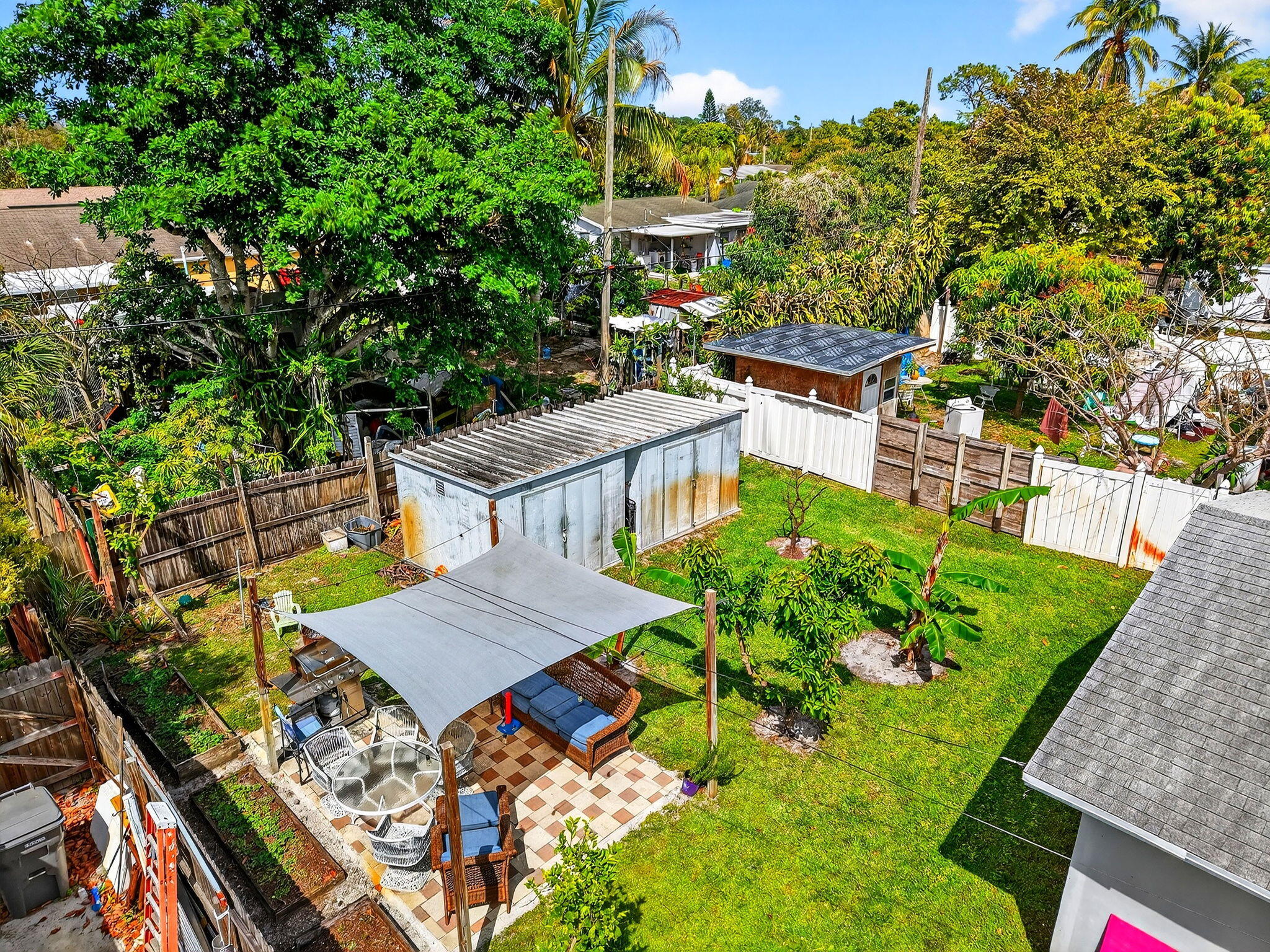 ROYAL PALM ESTATES 2 - Residential