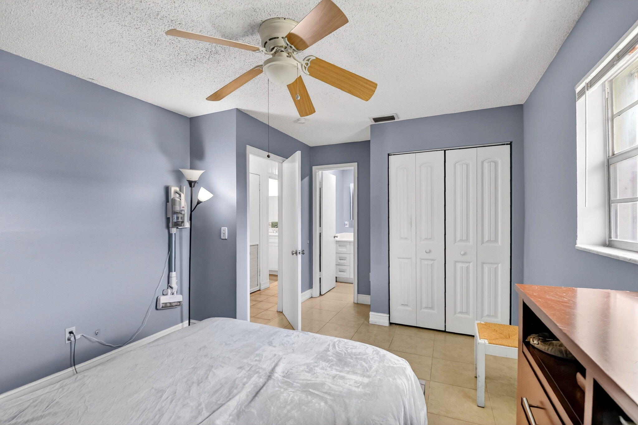 ROYAL PALM ESTATES 2 - Residential