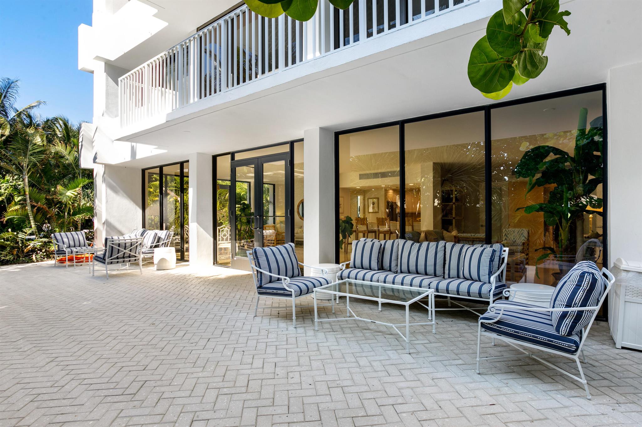 THREE THIRTY OCEAN CONDO - Residential