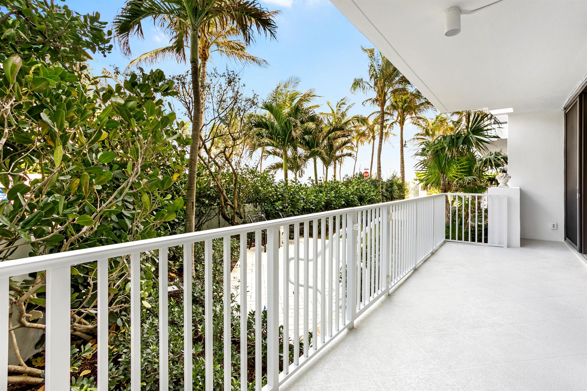 THREE THIRTY OCEAN CONDO - Residential