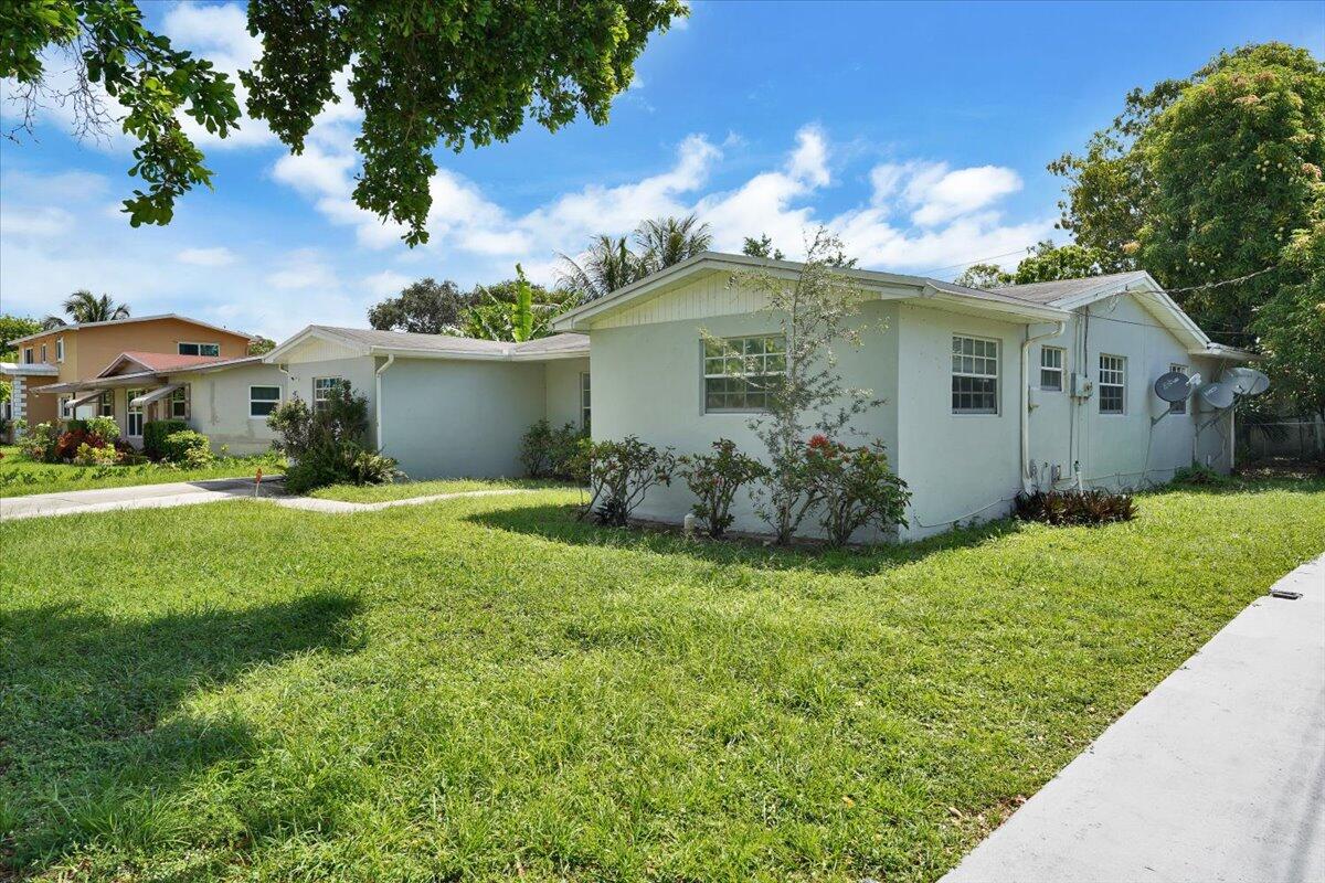 3982 NW 39TH Avenue