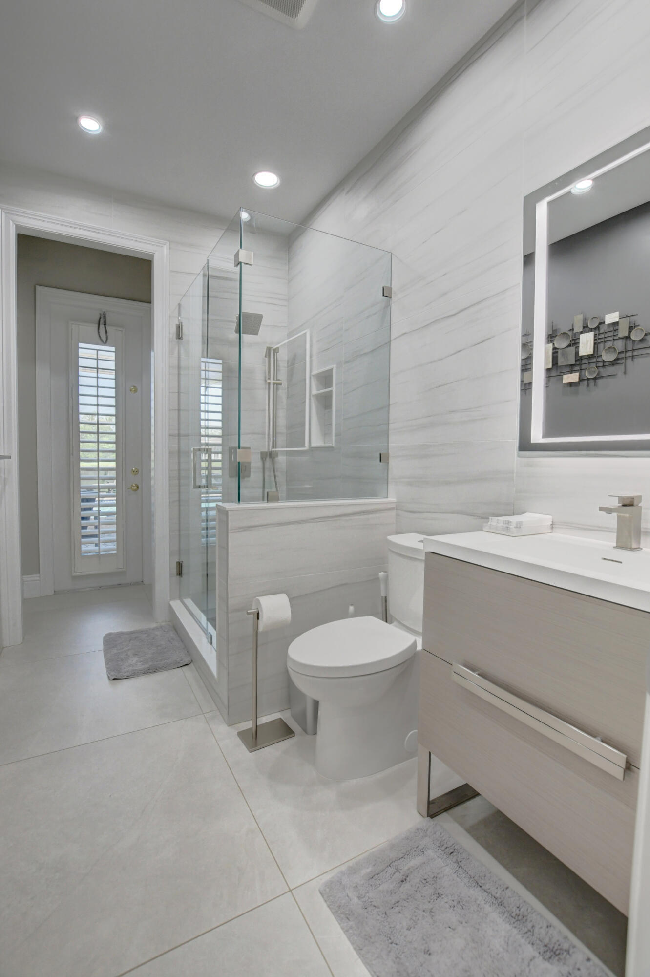 CAPELLA 2 - Residential Lease