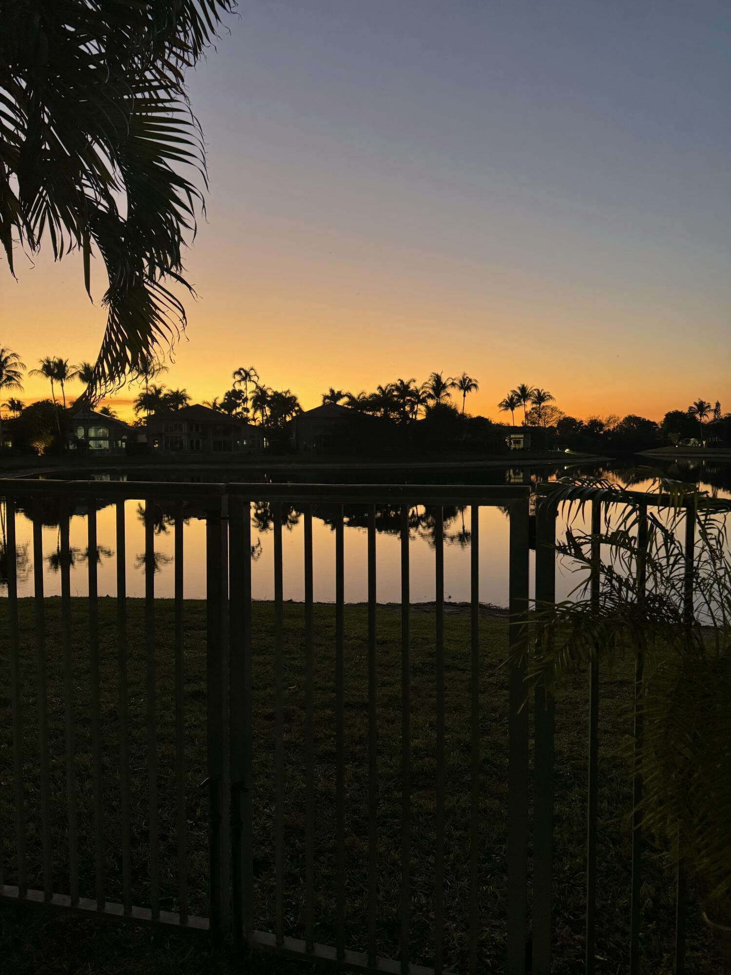 CAPELLA 2 - Residential Lease