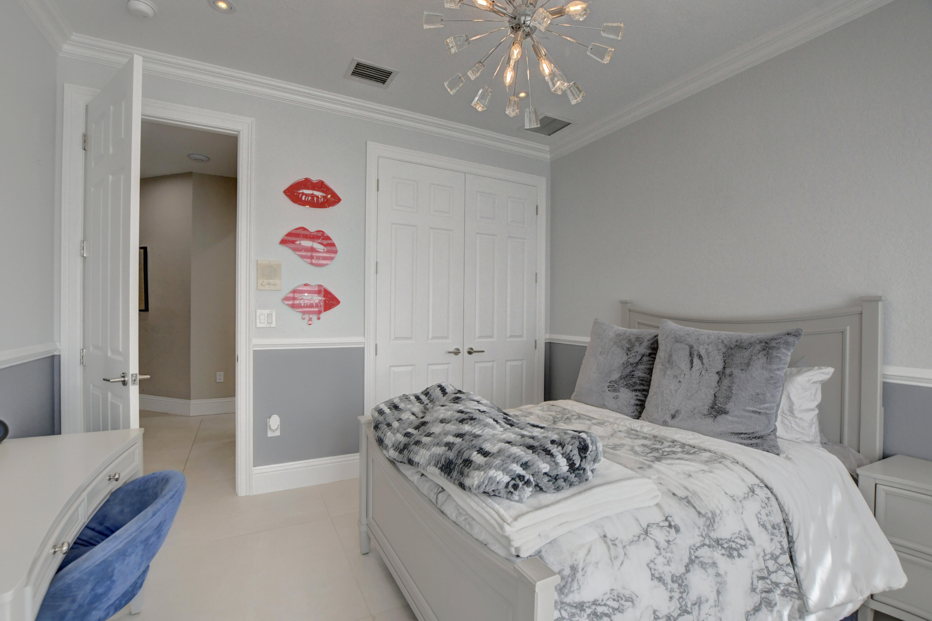 CAPELLA 2 - Residential Lease