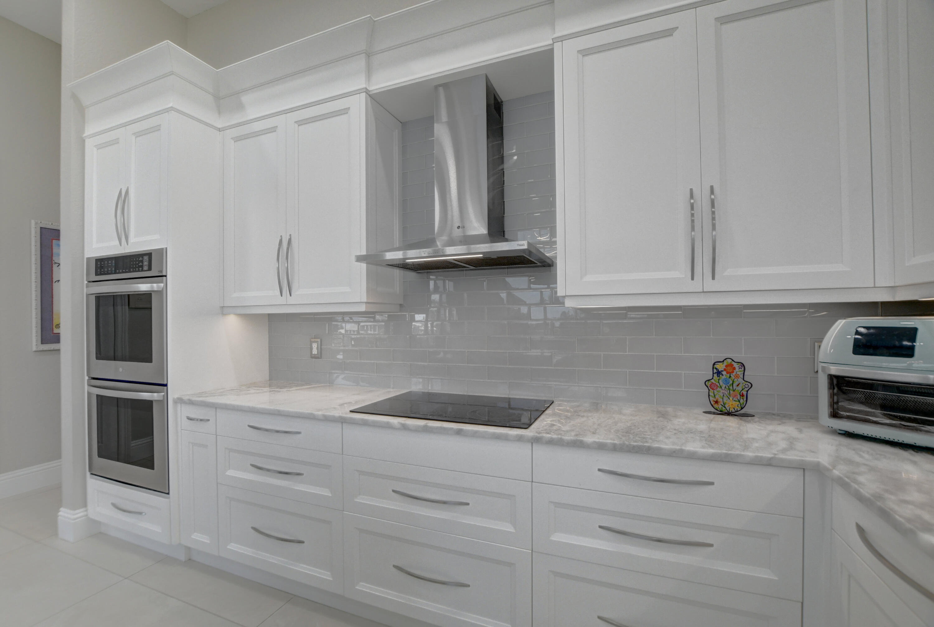 CAPELLA 2 - Residential Lease