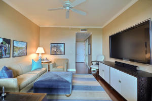 Mizner Grand - Residential