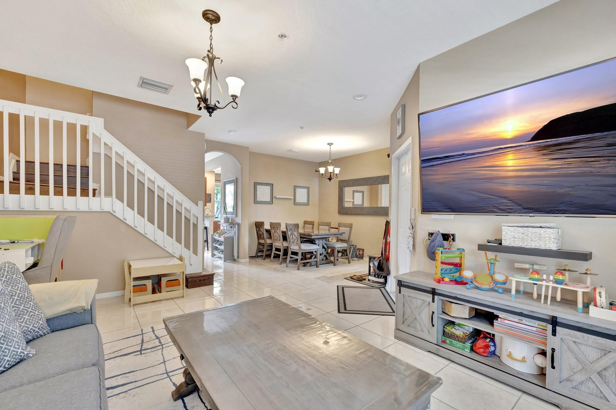 TUSCAN VILLA - Residential