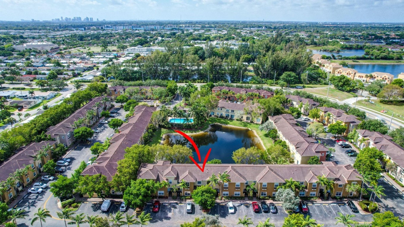 TUSCAN VILLA - Residential