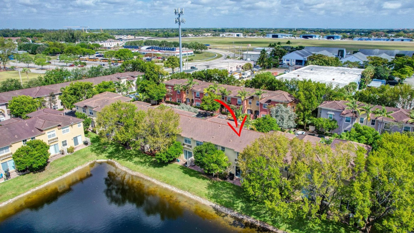 TUSCAN VILLA - Residential