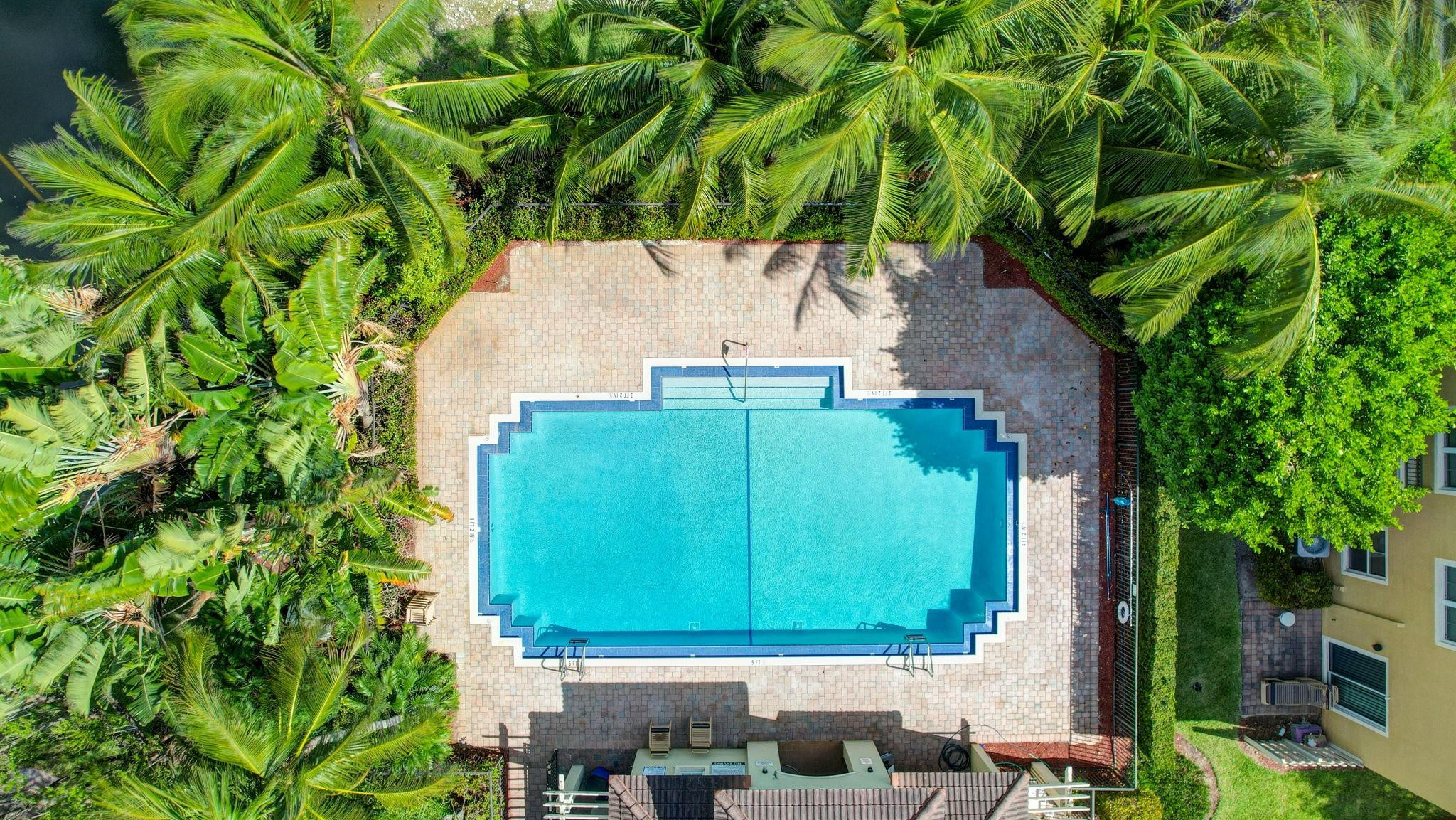 TUSCAN VILLA - Residential